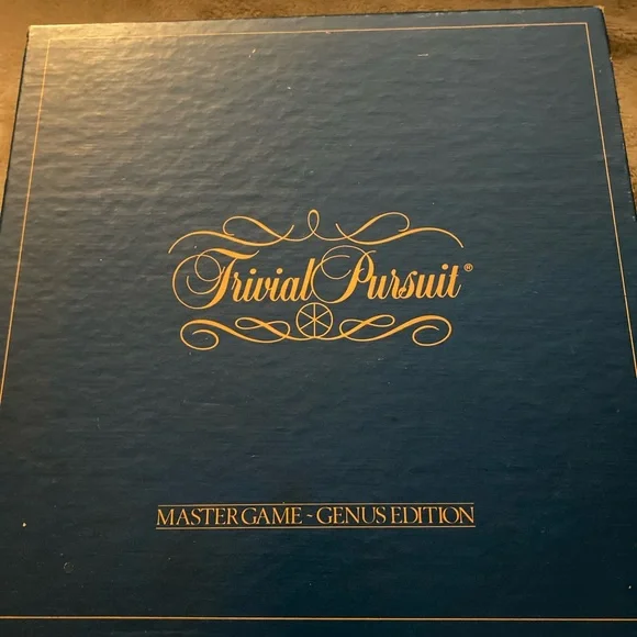Trivial Pursuit Master Game Genus Edition - Picture 2 of 6